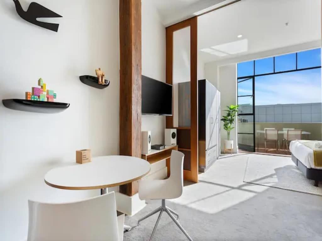 Lovely Bright Apartment With Balcony Pool And Gym โอ๊คแลนด์ ภายนอก รูปภาพ